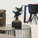 Sunlight - Center Spacious Modern Apartment