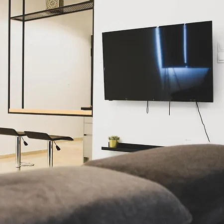 Sunlight - Center Spacious Modern Apartment