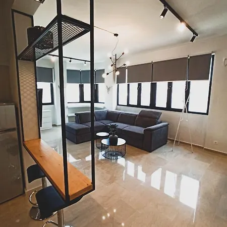 Sunlight - Center Spacious Modern *