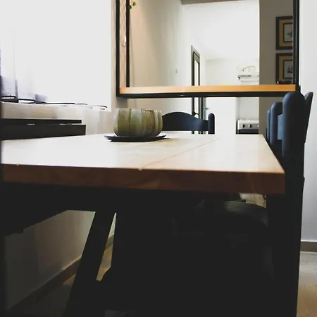 Sunlight - Center Spacious Modern Lägenhet *