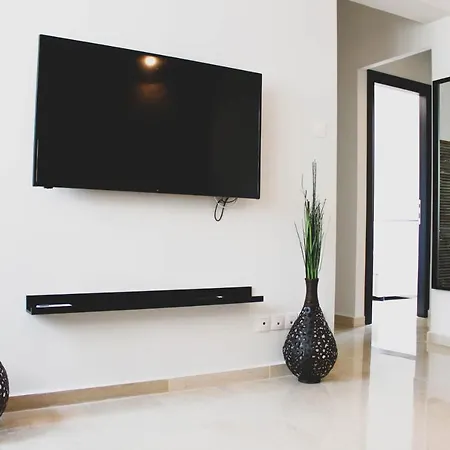 Sunlight - Center Spacious Modern *