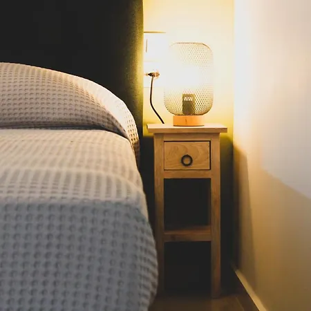 Sunlight - Center Spacious Modern *