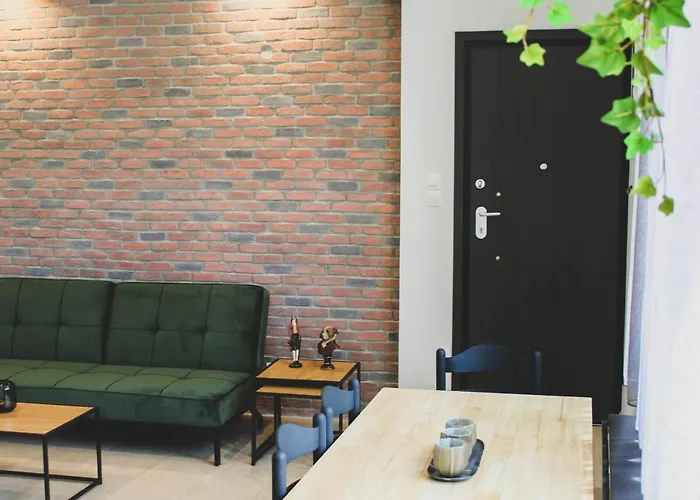 Sunlight - Center Spacious Modern *