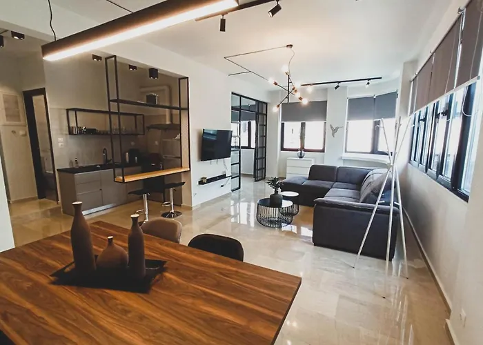 Sunlight - Center Spacious Modern Appartamento *